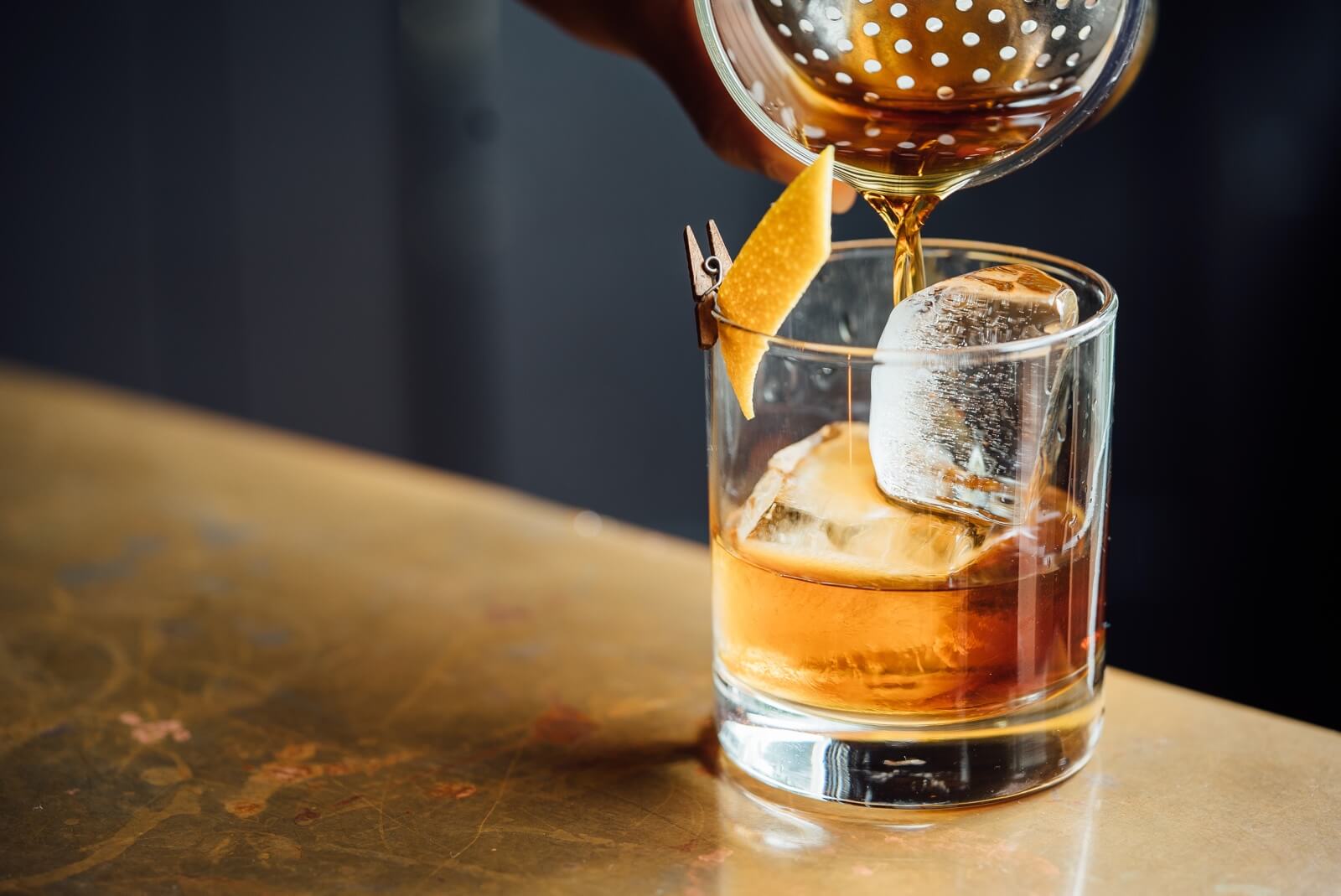 Bar and beverage service at The Crossing at Mervine Kahn